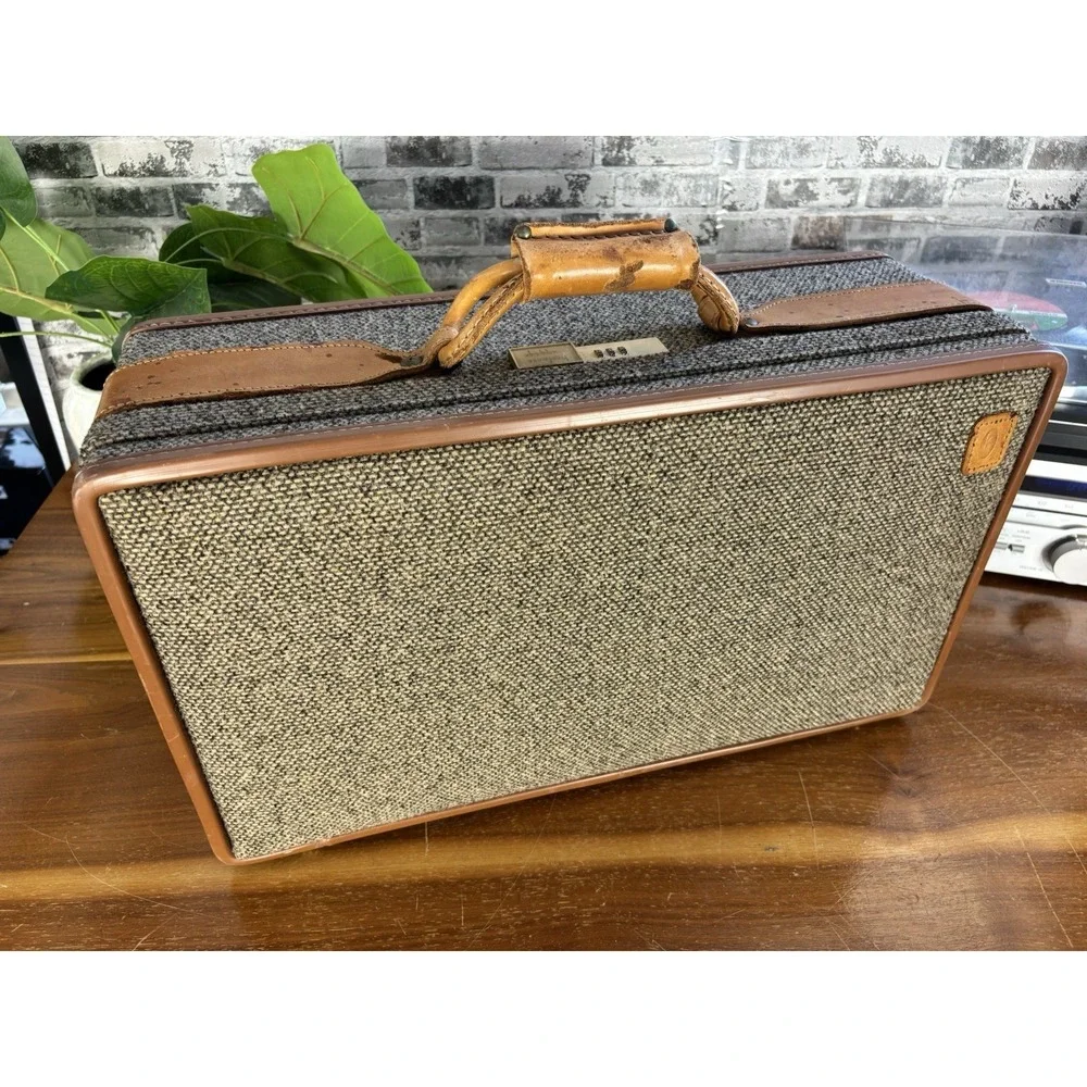 Vintage Hartmann Suitcase Walnut Tweed Leather Luggage⭐️21
